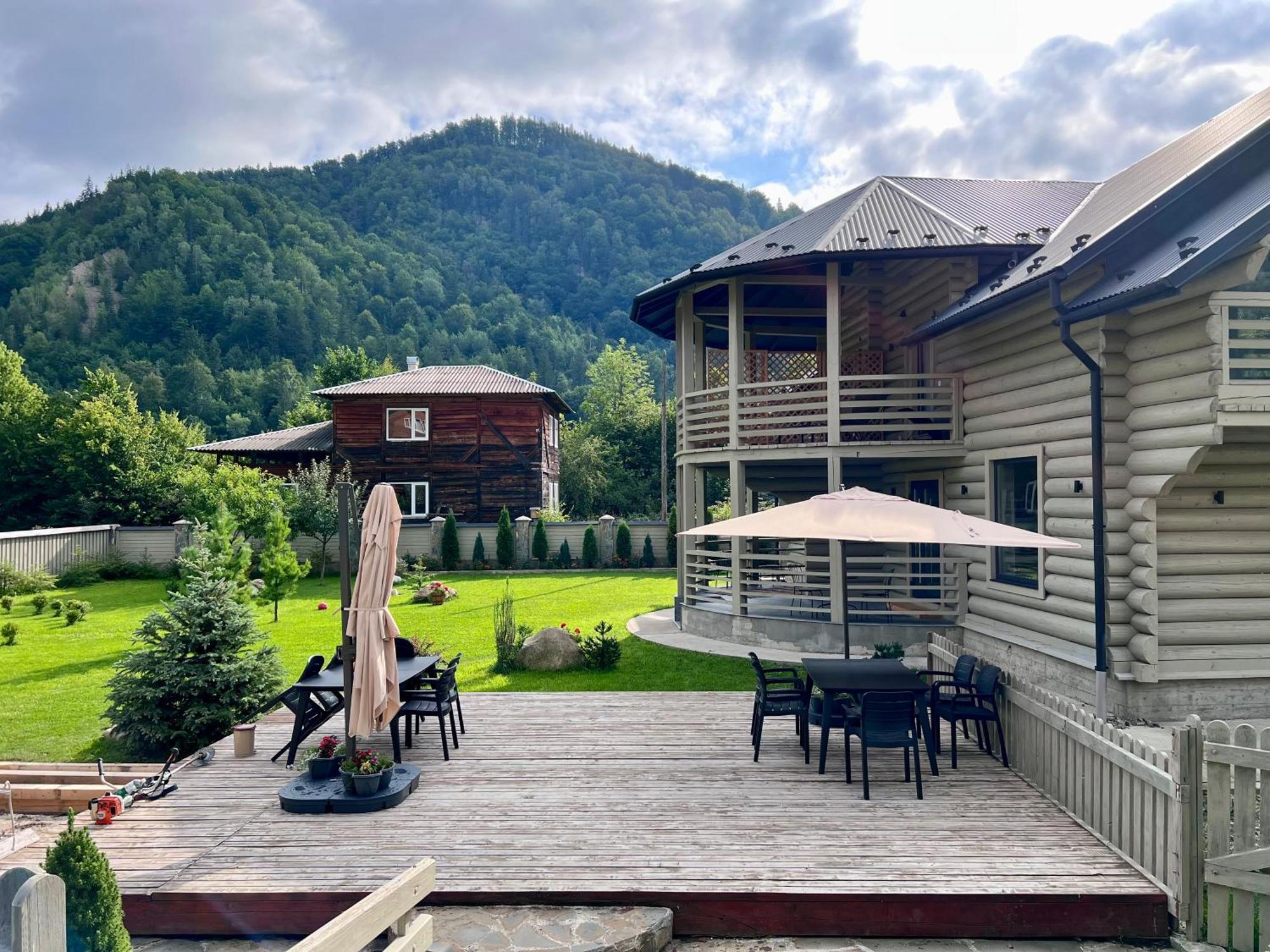Lodge барва